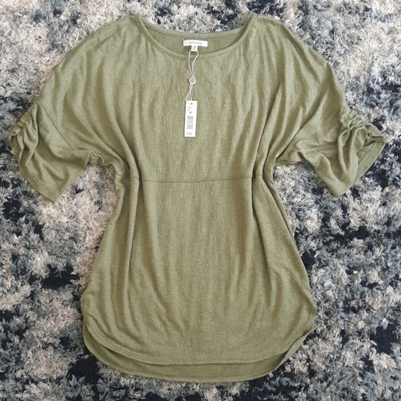 Max Studio Tops - NWT Max Studio Shirt
